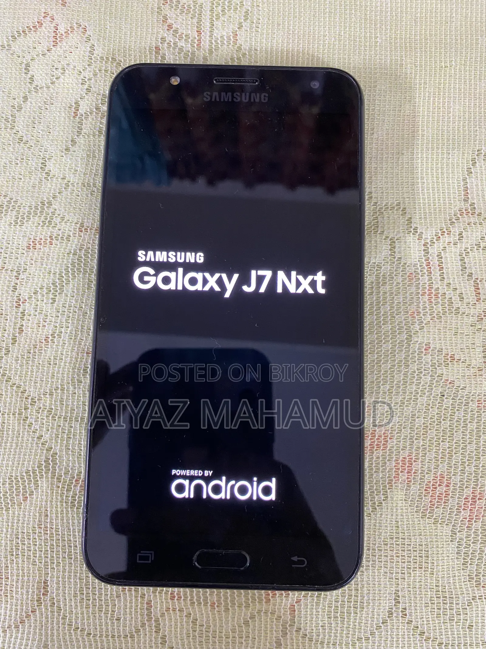 Samsung Galaxy J7 NXT 16 GB Black