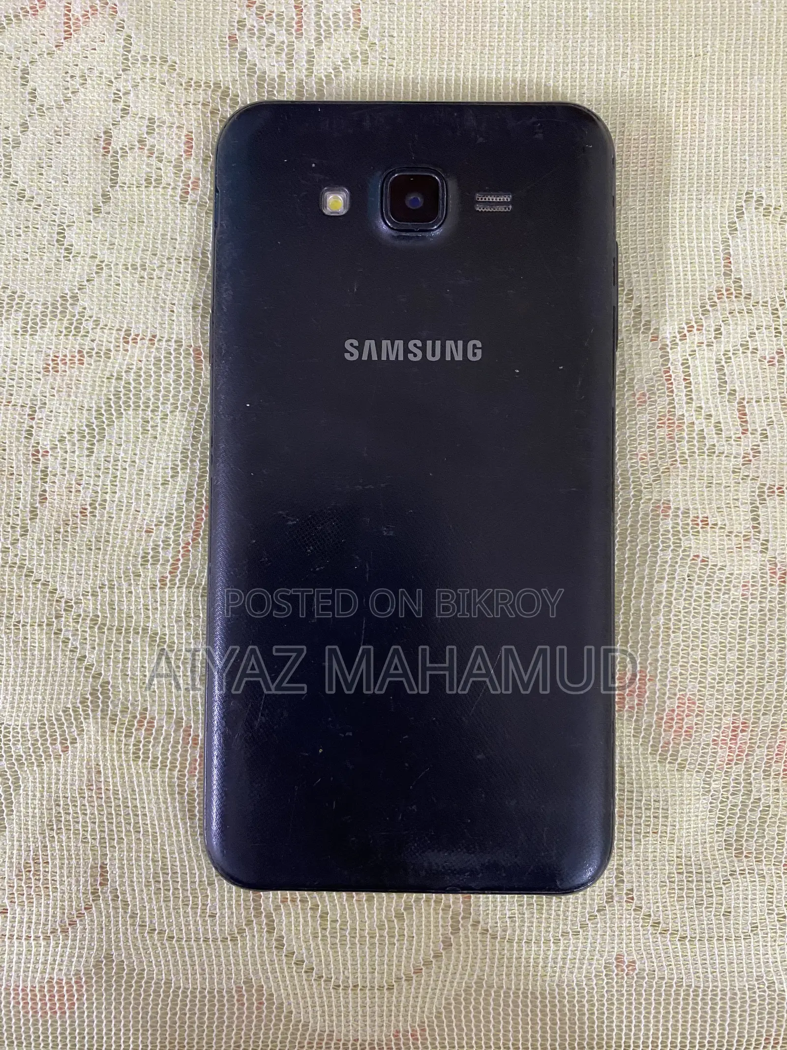 Samsung Galaxy J7 NXT 16 GB Black
