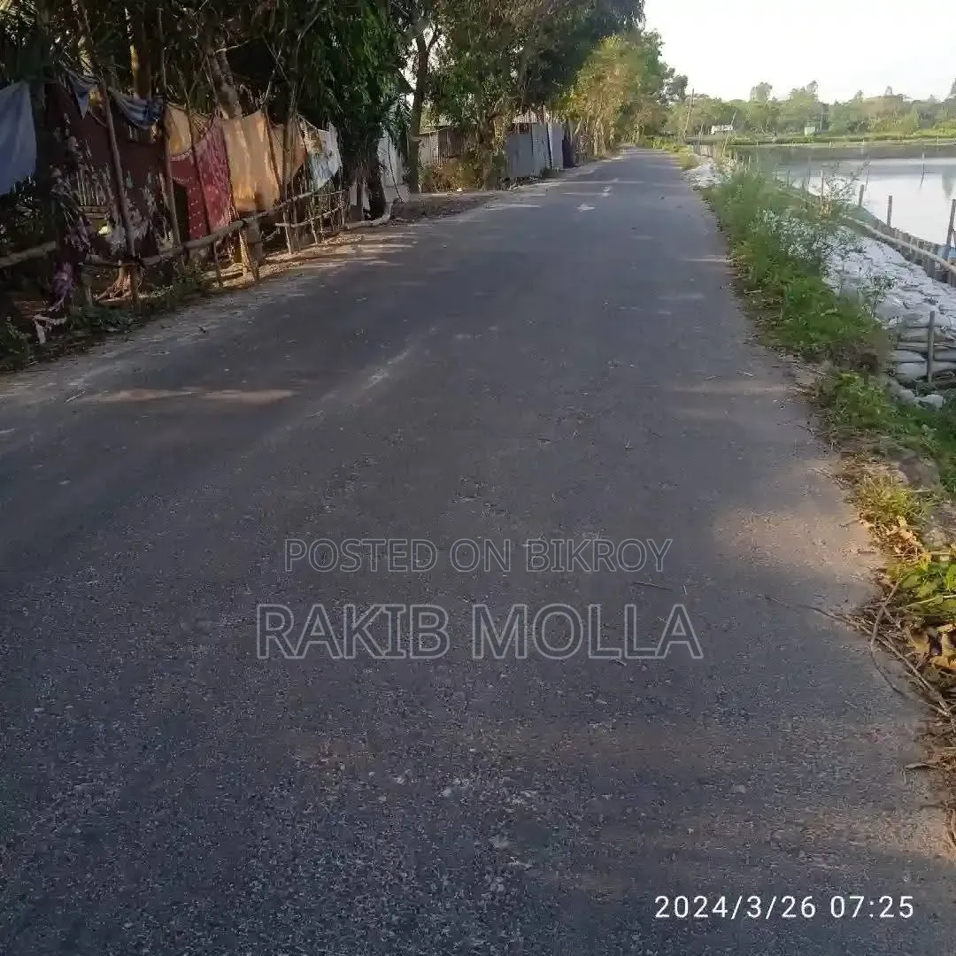 জমি বিক্রি করা হবে