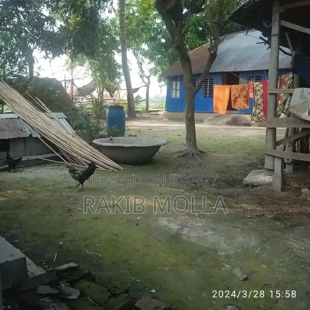 জমি বিক্রি করা হবে