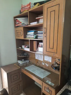 Reading Table With Book Shelf