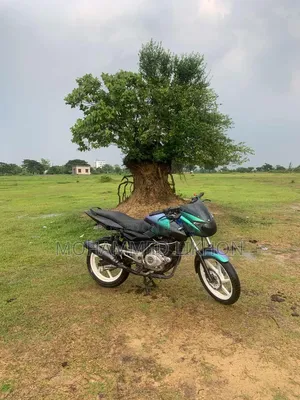 Bajaj Pulsar 150 2017 Green
