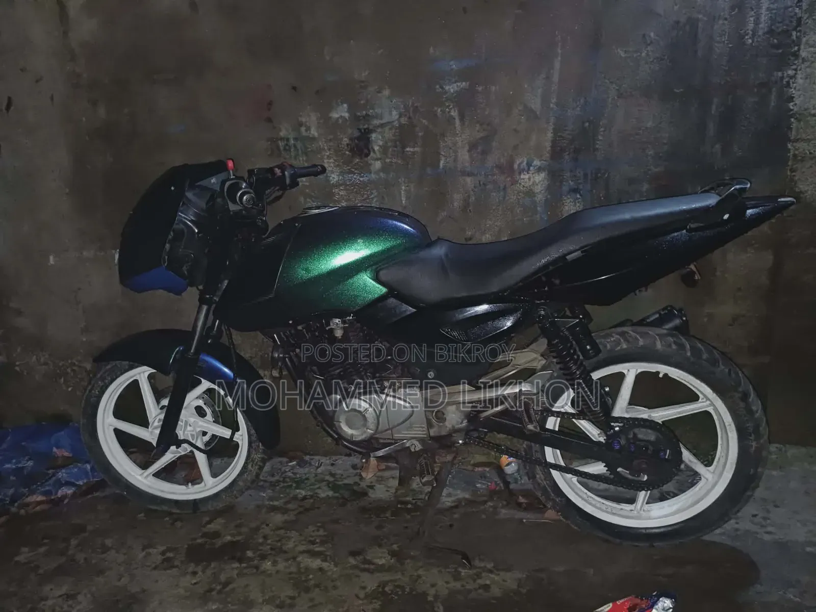 Bajaj Pulsar 150 2017 Green