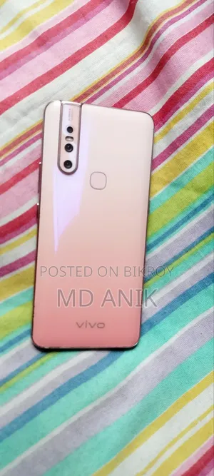 Vivo V15 256 GB Red