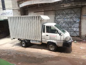 Toyota Cover Van