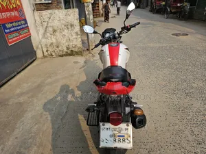 ইয়ামাহা এফজেড ২০১২ হোয়াইট