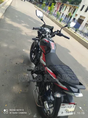 বাজাজ ডিসকভার ১২৫ ২০২১ কালো
