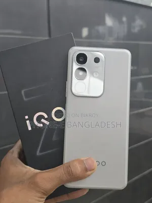 iQOO Z10x 128 GB Silver