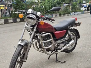 মোটরসাইকেল ২০০৬ লাল