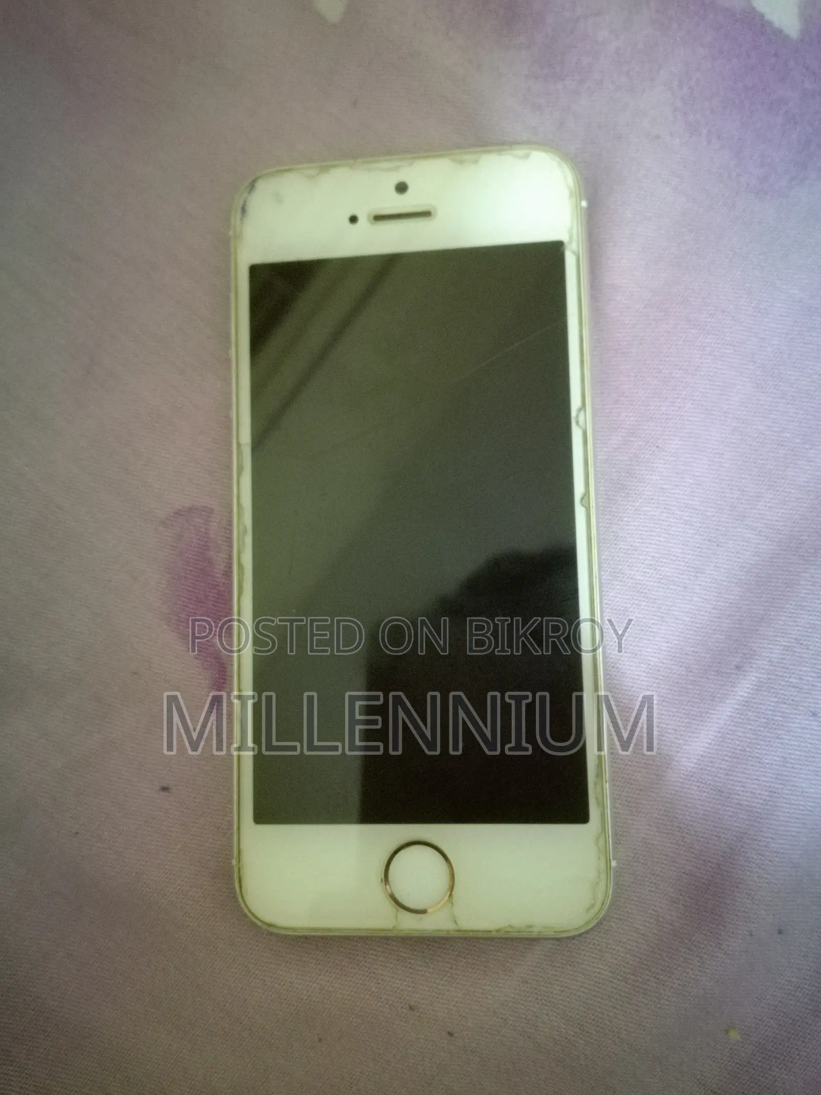 Apple iPhone SE 32 GB Pink