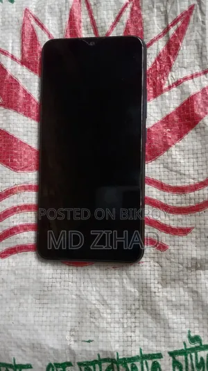 Vivo Y11 32 GB Black