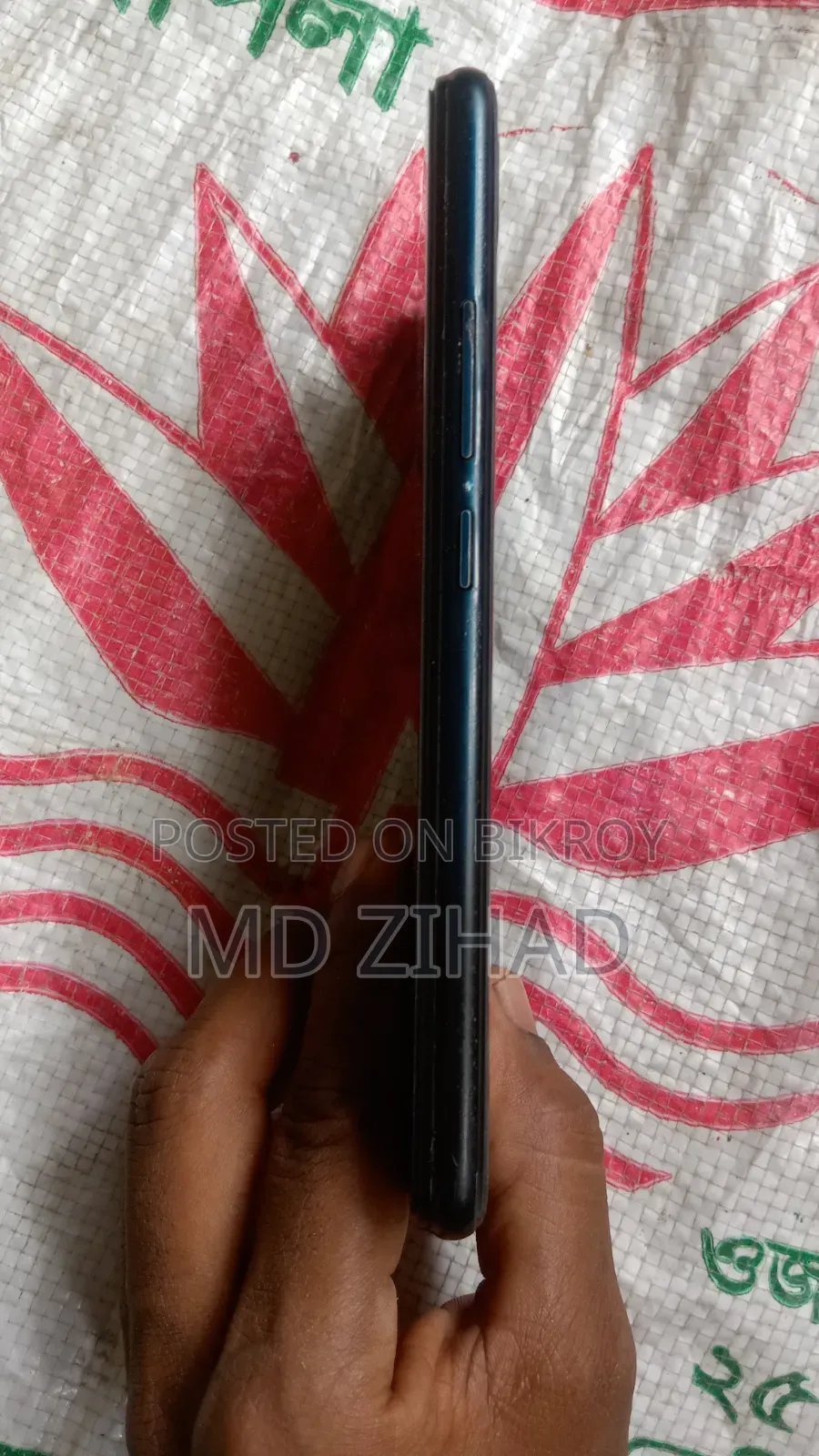 Vivo Y11 32 GB Black