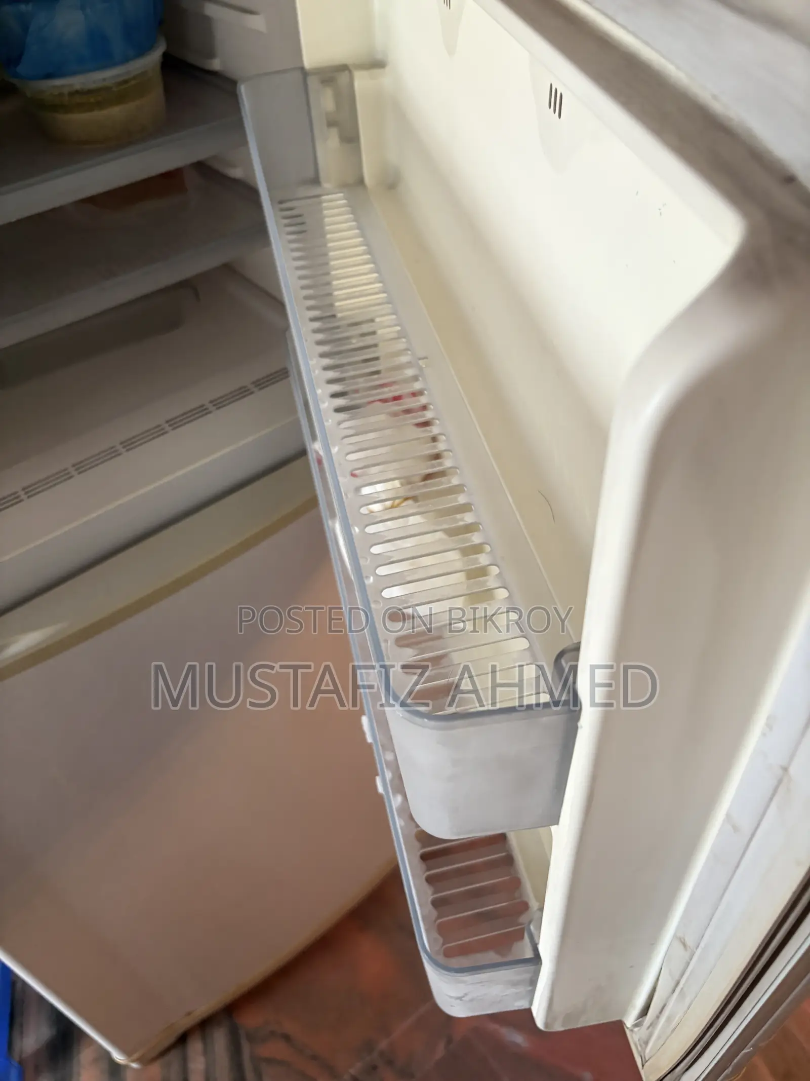 Sharp Fridge And Deep Fridge