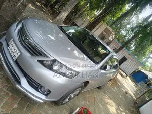 টয়োটা অ্যালিয়ন ২০১১ সিলভার