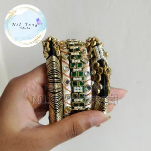 হ্যান্ডমেড চুড়ি