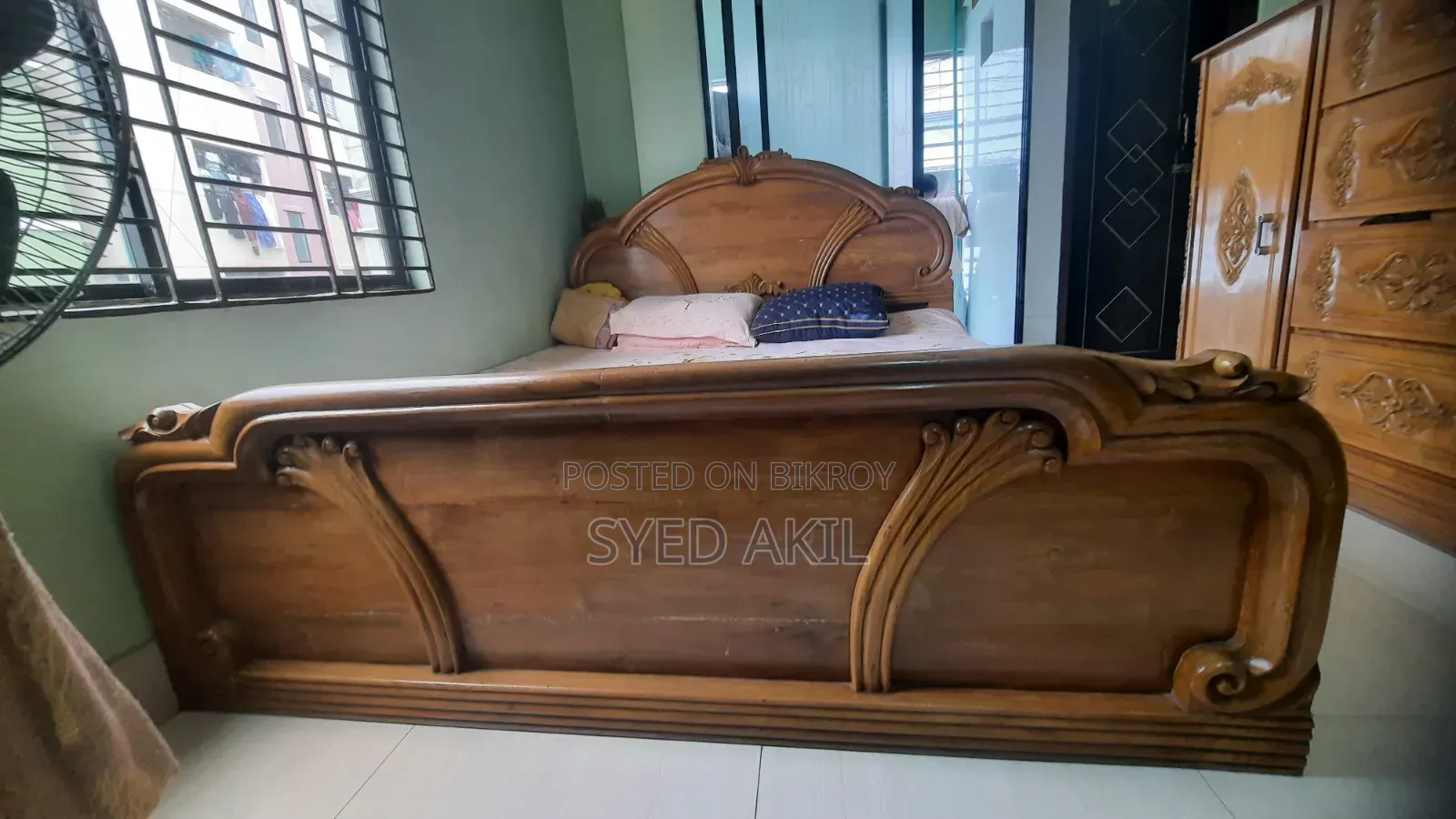 Teak Wood Bed