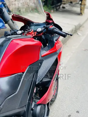 Yamaha R15 V3 2021 Red