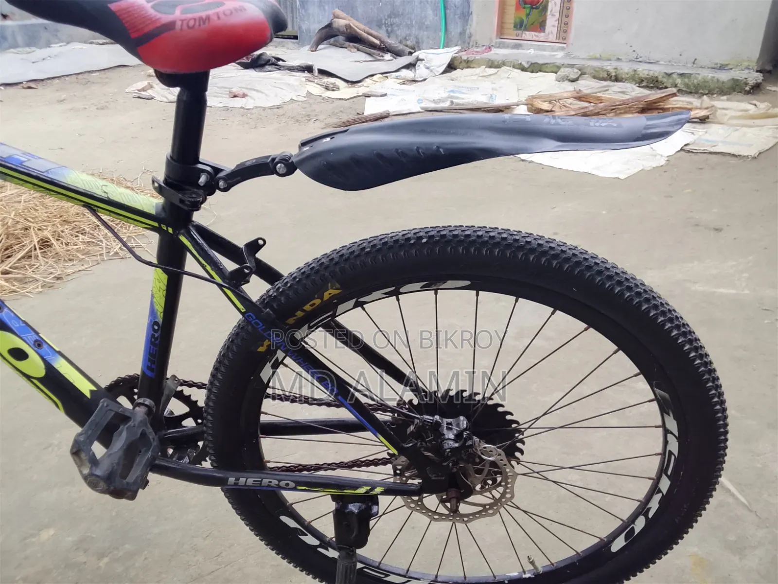 Hero Buzz 26" Hydraulic Disc Brake Bicycle | Good Condition