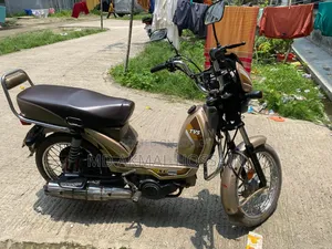 TVS XL 100 2022 Gold