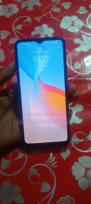 Vivo Y21 64 GB Blue