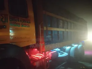 10-wheel truck for sale on installment.