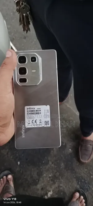 Infinix Note 50 Pro 256 GB Silver
