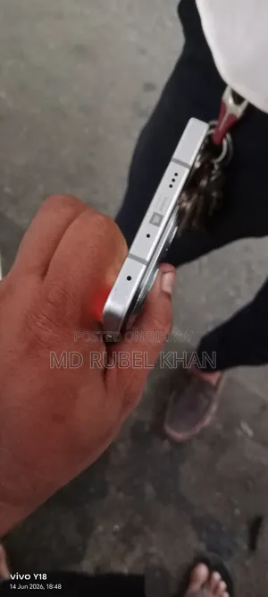 Infinix Note 50 Pro 256 GB Silver