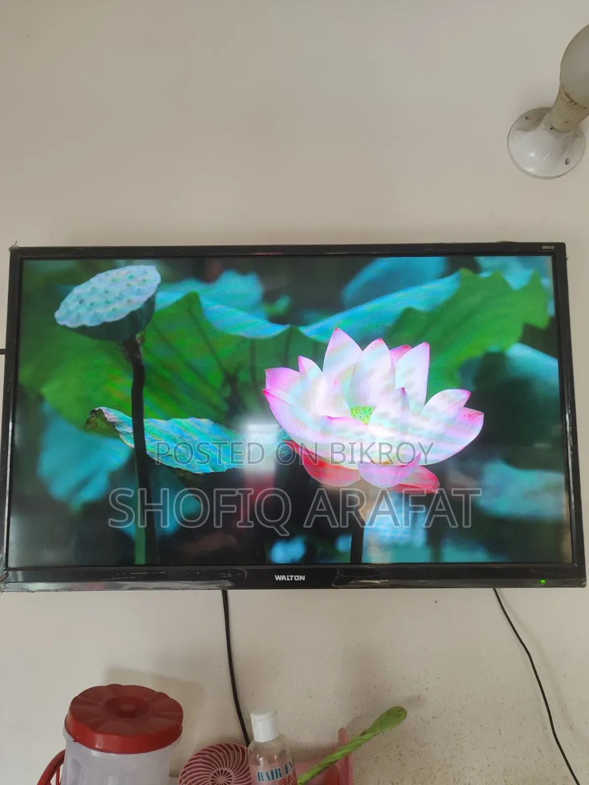 Walton We4-Dh32-Bx220 32" Led Smart