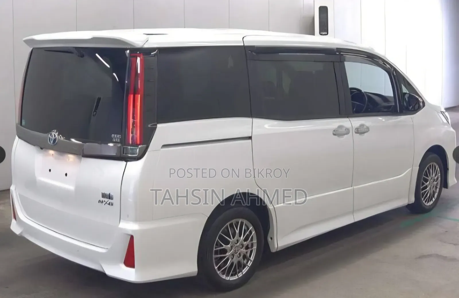 Toyota Noah 2021 Pearl