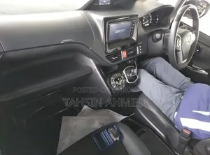 Toyota Noah 2021 Pearl