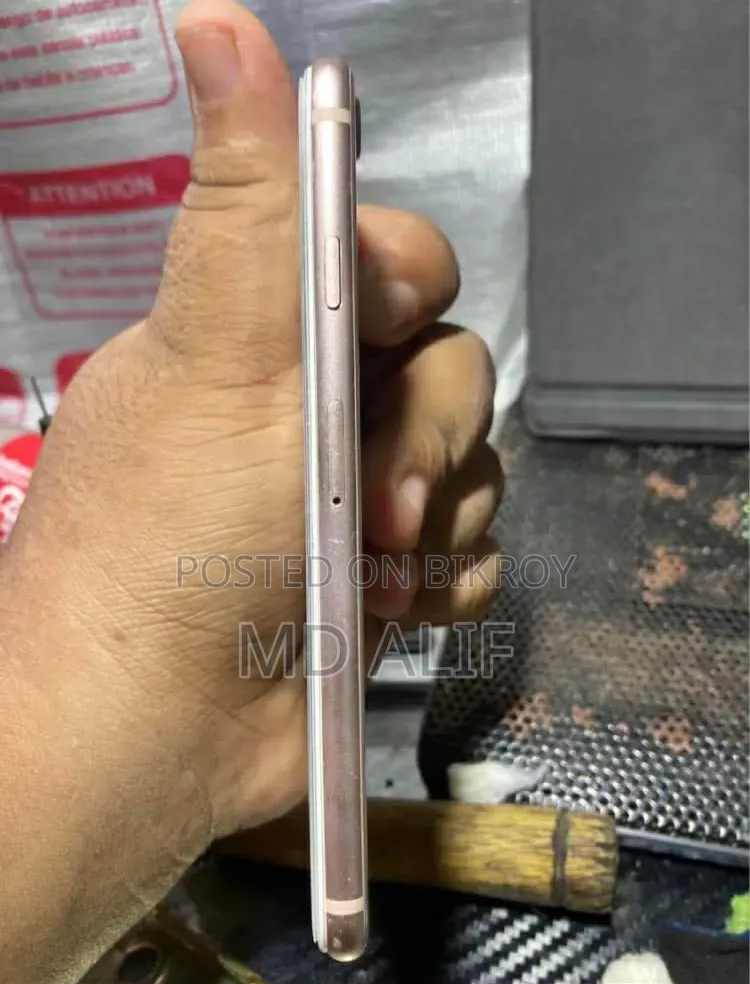 Apple iPhone 8 64 GB Rose Gold