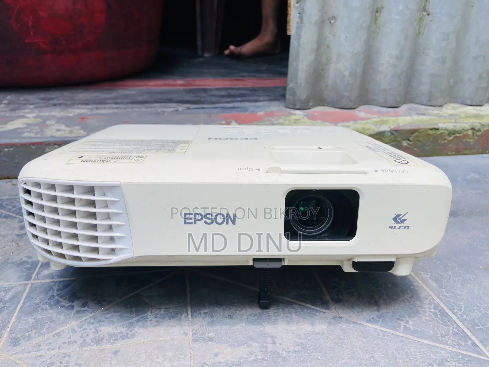Epson Lcd Projector M H838b