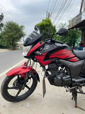 Hero Hunk 2024 Black