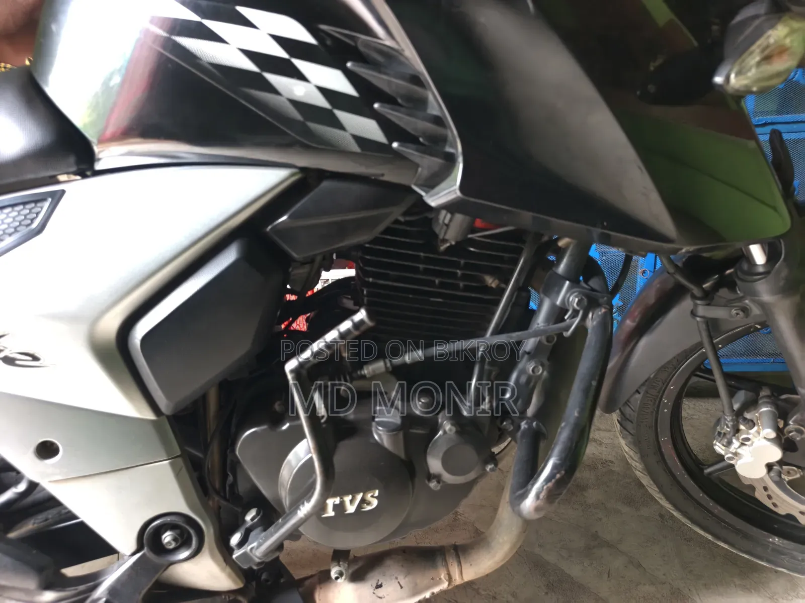 TVS Apache 160 4V 2019 Black
