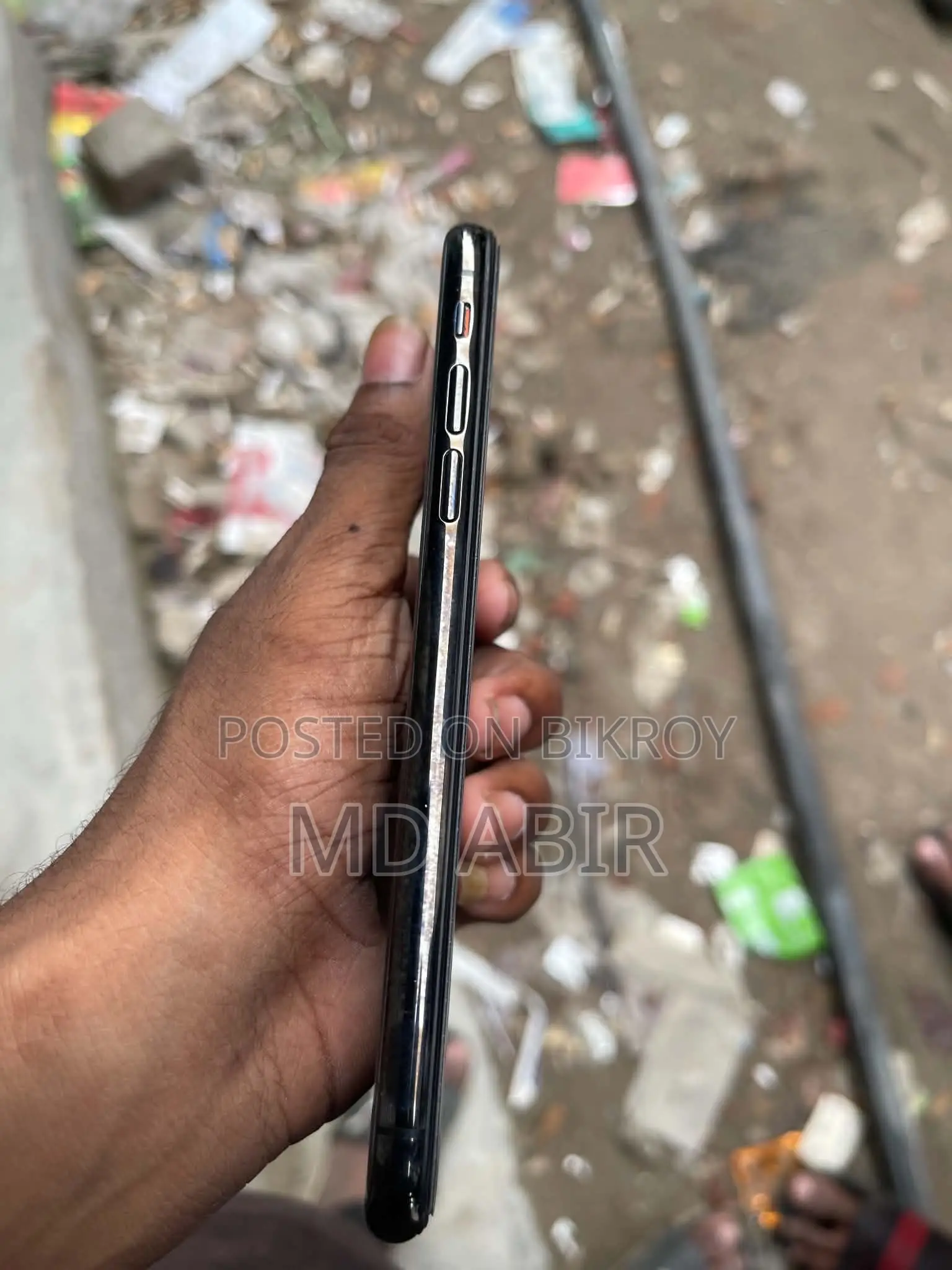অ্যাপল আইফোন এক্স ৬৪ জিবি ব্ল্যাক