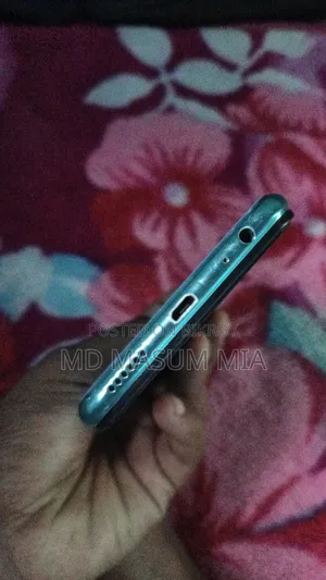 Vivo Y17 64 GB