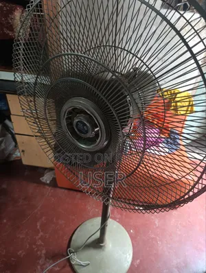 Pedestal Fan 24"