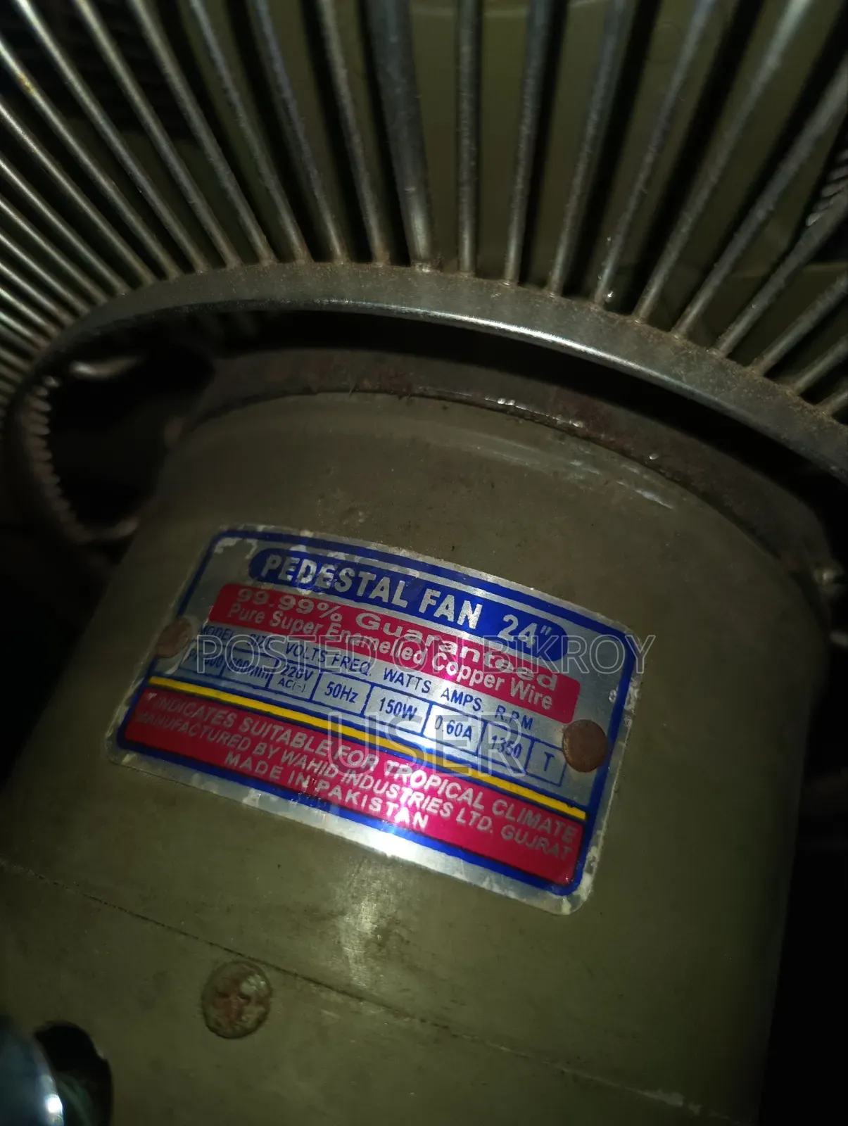 Pedestal Fan 24"