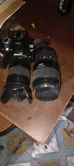 DSLR Camera