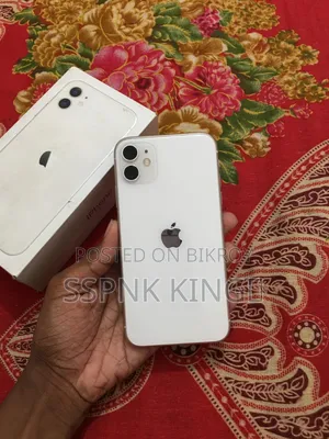 Apple iPhone 11 64 GB White