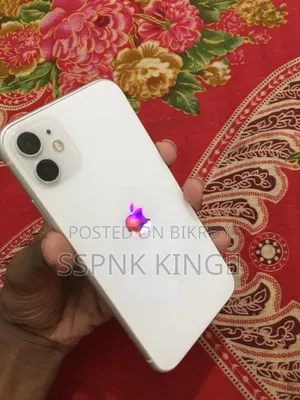 Apple iPhone 11 64 GB White
