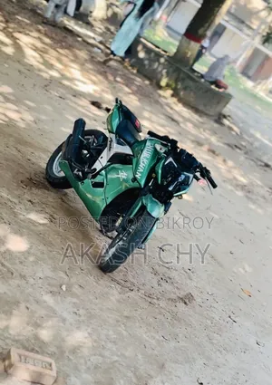 TVS Apache 160 4V 2019 Red