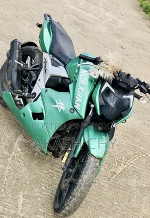 TVS Apache 160 4V 2019 Red