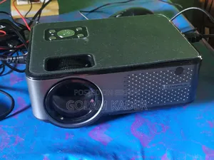 প্রজেক্টর চিয়ারলাক্স