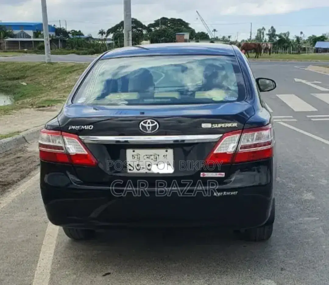 Toyota Premio 2013 Black