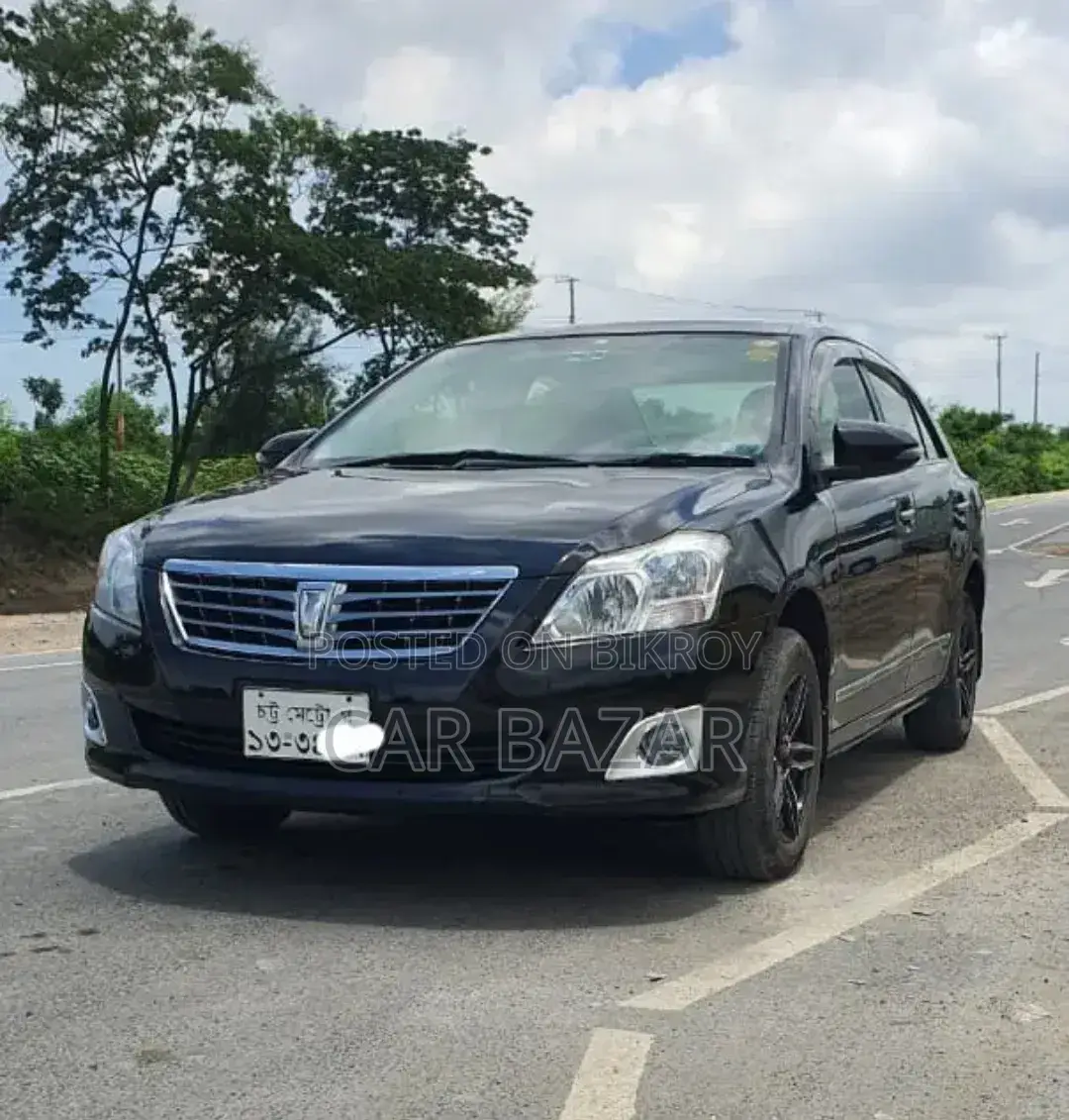 Toyota Premio 2013 Black