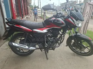 Bajaj Discover 125 2021 Black