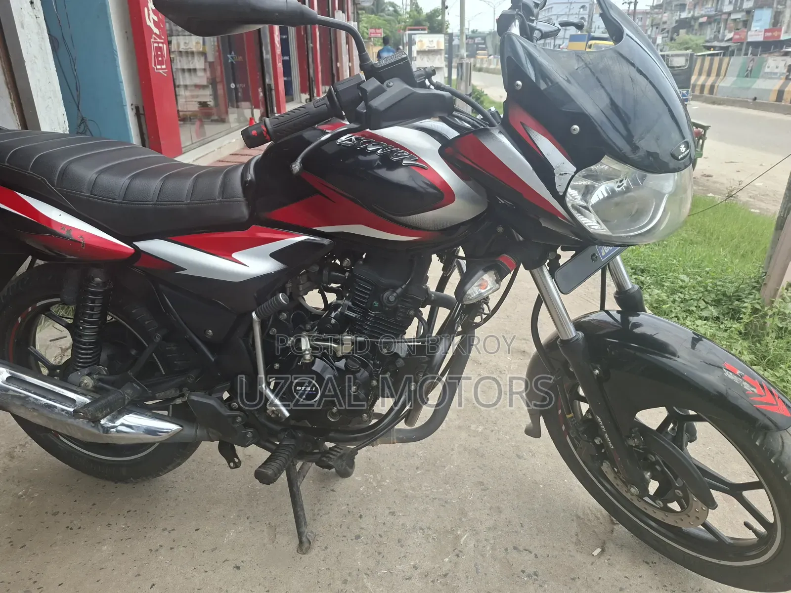 Bajaj Discover 125 2021 Black