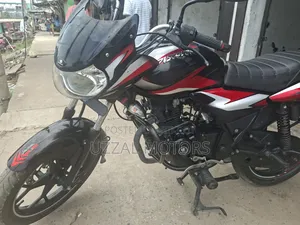 Bajaj Discover 125 2021 Black