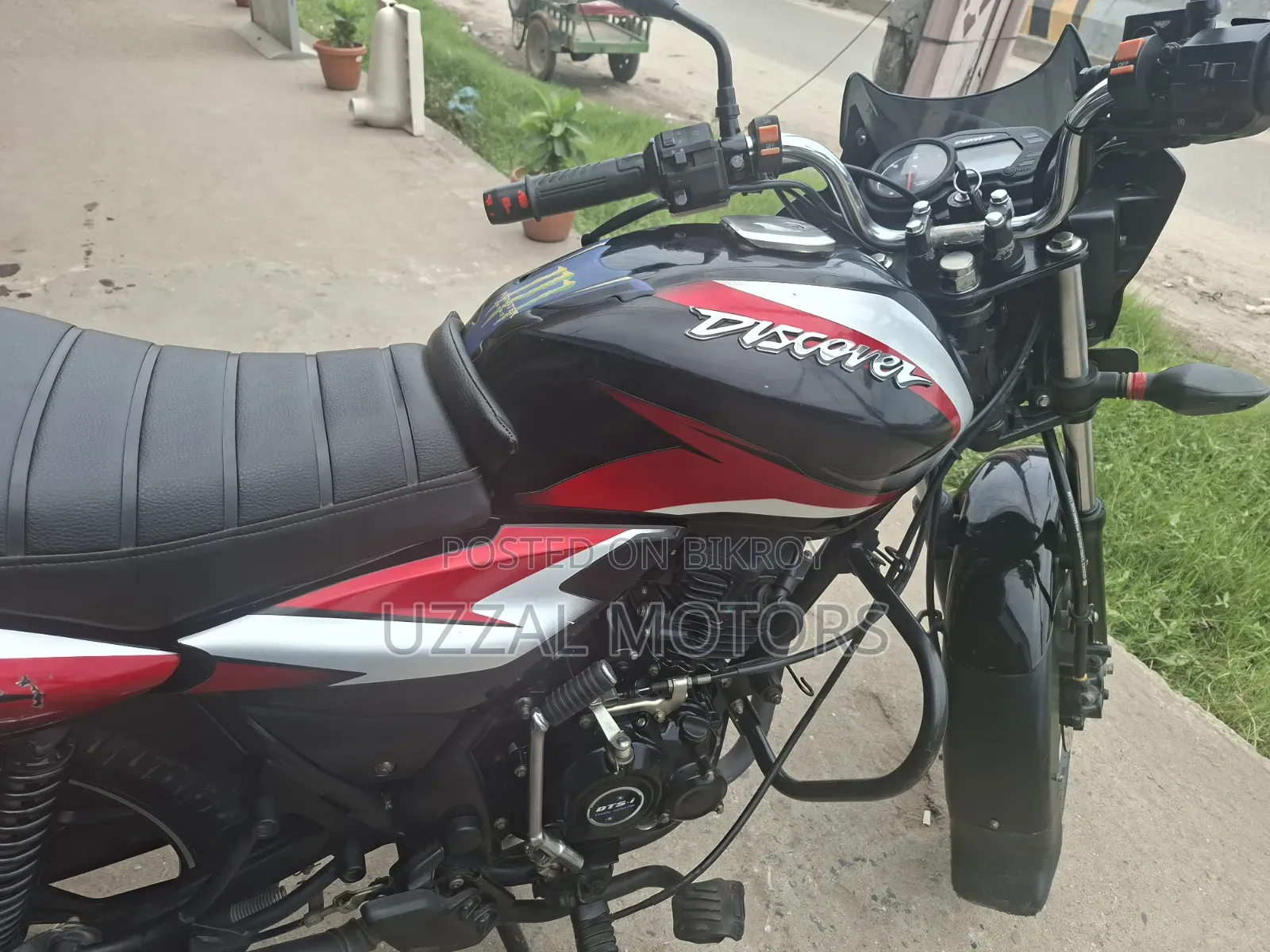 Bajaj Discover 125 2021 Black